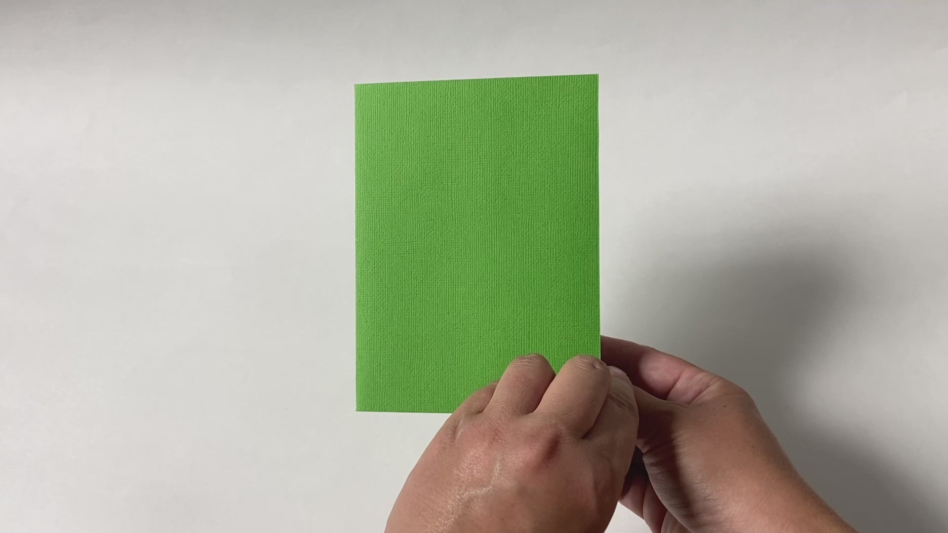 Christmas Tree 3D Pop Up Card: Elegant Modern Minimalist Holiday Greeting for Festive Celebrations