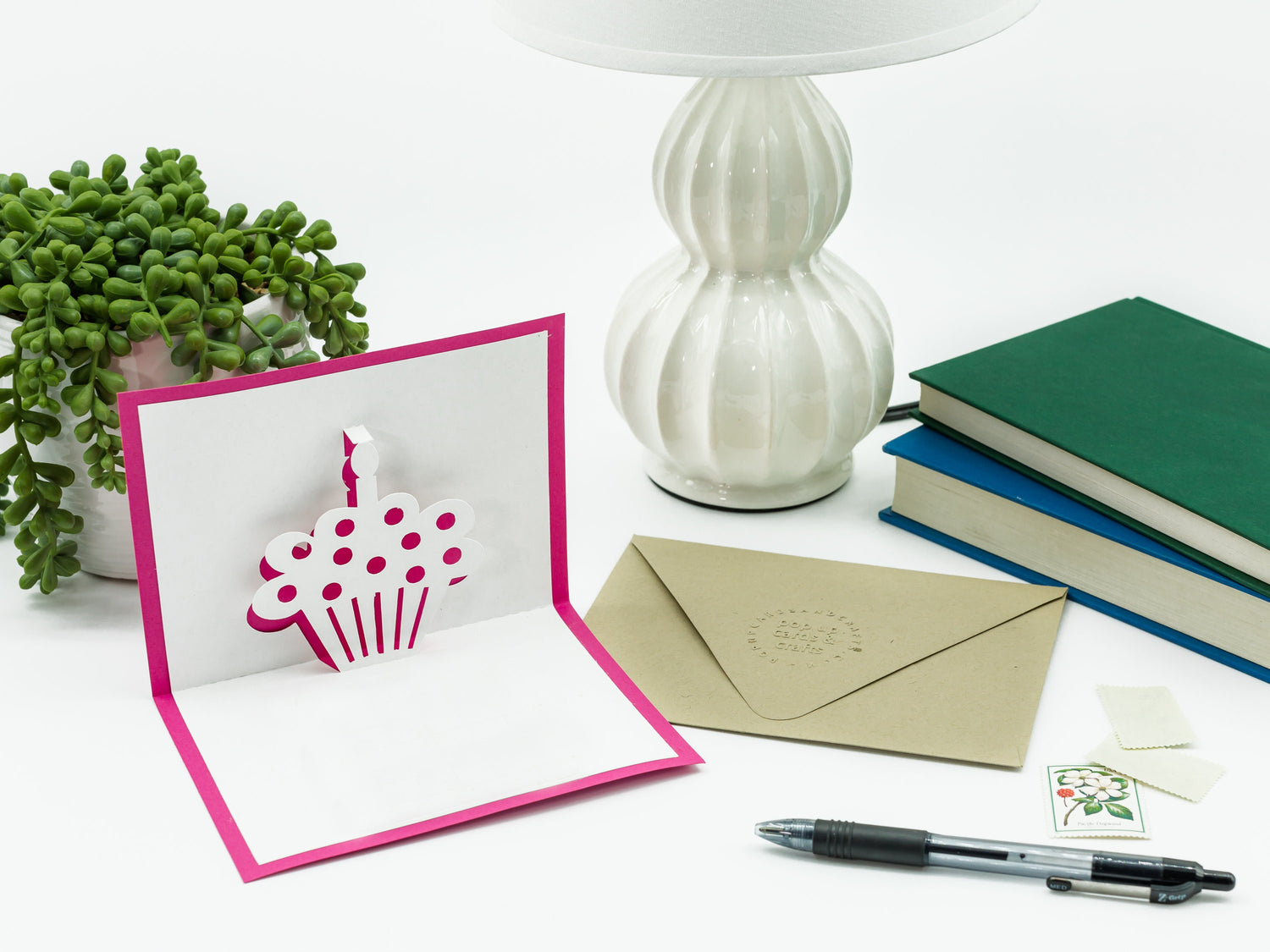 Cupcake 3D Pop Up Card for Happy Birthday: Handmade Greeting Card, Customizable Sweet Dessert Card, Cute Celebration Gift