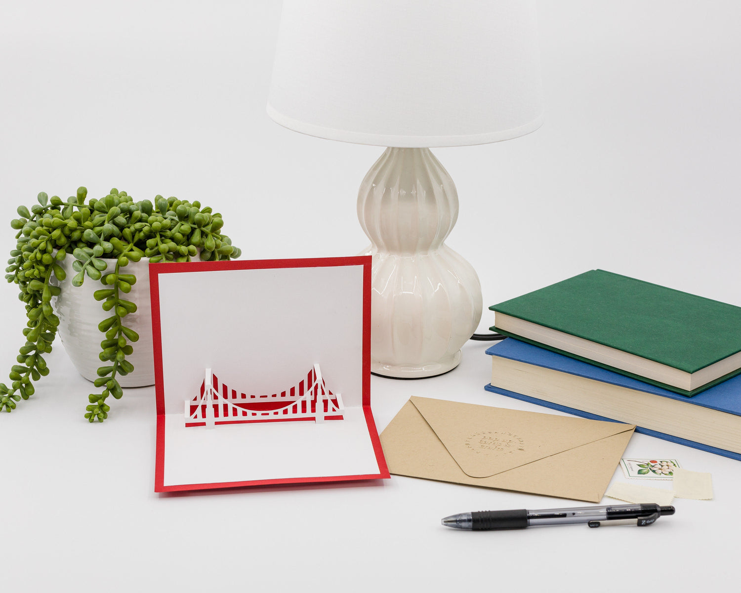 Golden Gate Bridge 3D Pop-Up Greeting Card: San Francisco Landmark Keepsake for Birthdays & Special Occasions