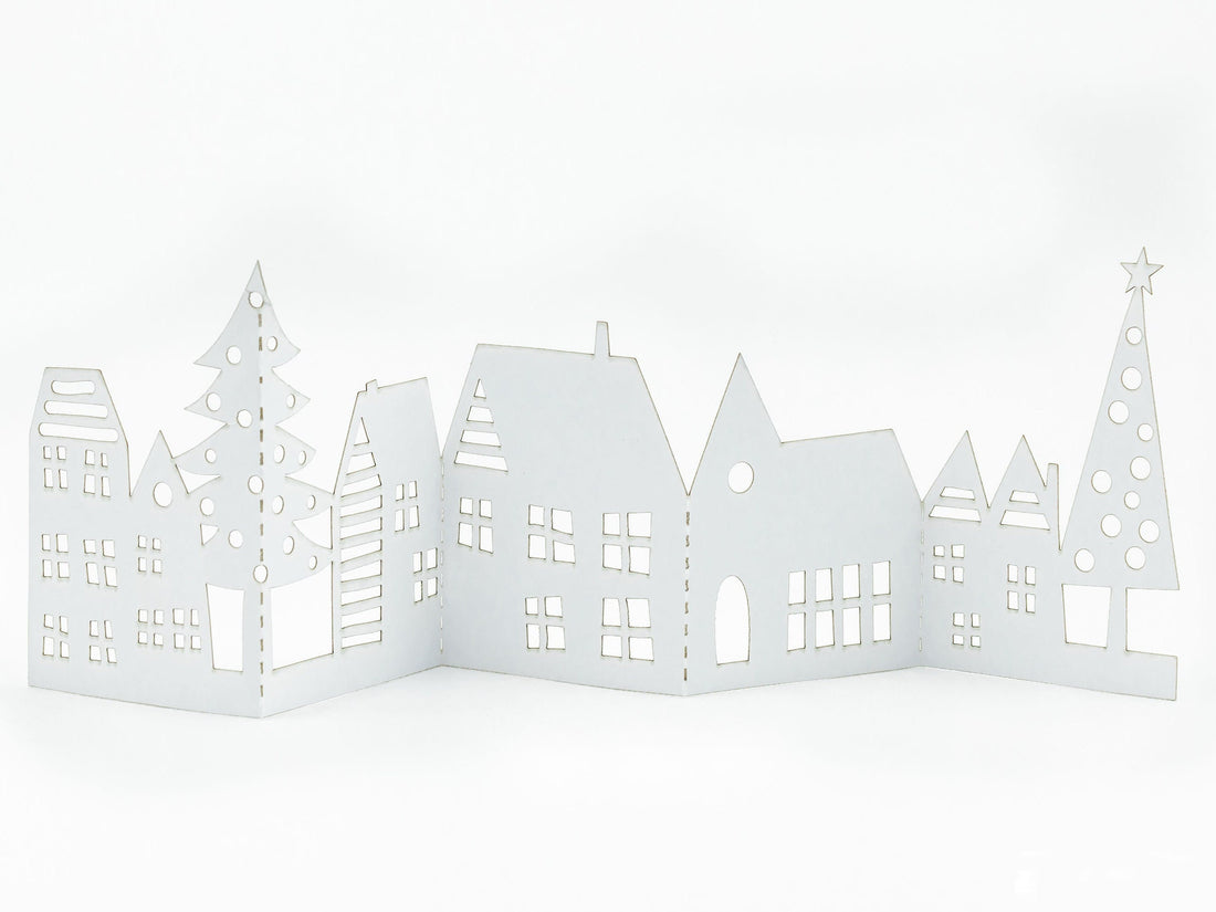 Winter Village 3D Pop Up Mini Christmas Greeting Card Gift Tag: Seasons Greetings Festive Christmas & Unique Holiday Decor